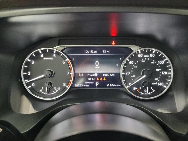 Photo of 2021 Super Black Nissan Rogue
