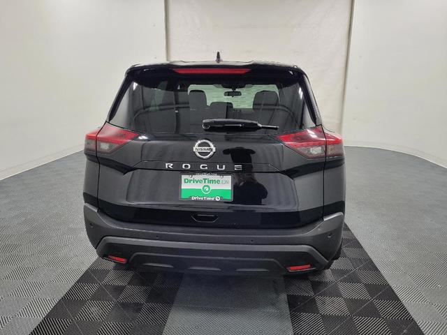 Photo of 2021 Super Black Nissan Rogue