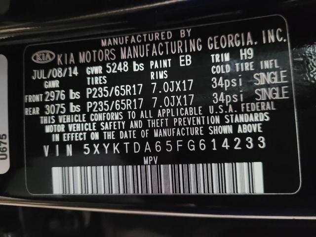 Photo of 2015 Ebony Black Kia Sorento