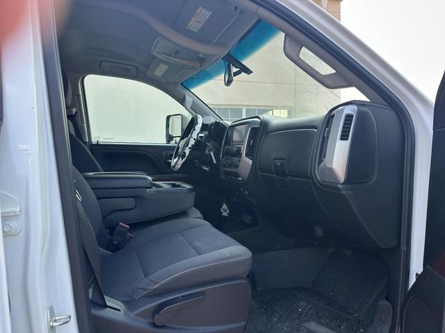 Photo of 2017 Summit White GMC Sierra 2500
