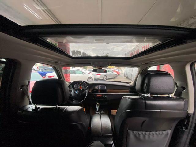 Photo of 2013 GRAY BMW X5