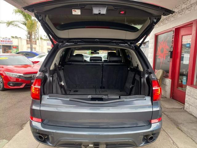 Photo of 2013 GRAY BMW X5