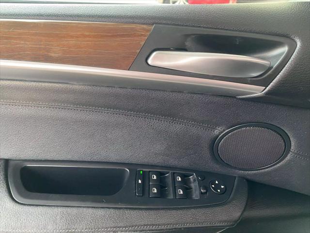 Photo of 2013 GRAY BMW X5