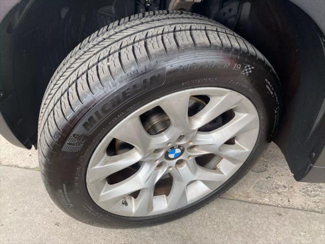 Photo of 2013 GRAY BMW X5