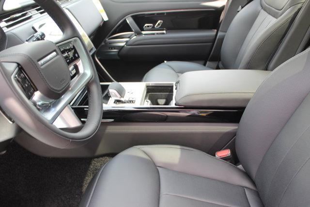 Photo of 2025 Santorini Black Metallic Land Rover Range Rover