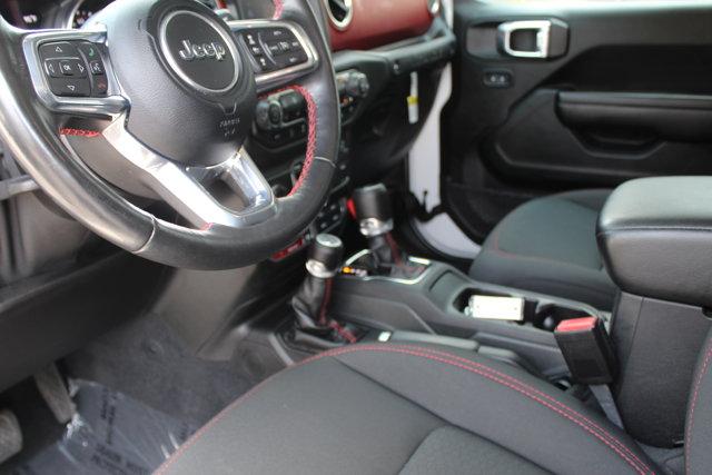 Photo of 2021 Bright White Clearcoat Jeep Wrangler