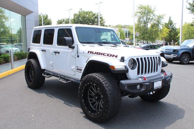 Photo of 2021 Bright White Clearcoat Jeep Wrangler