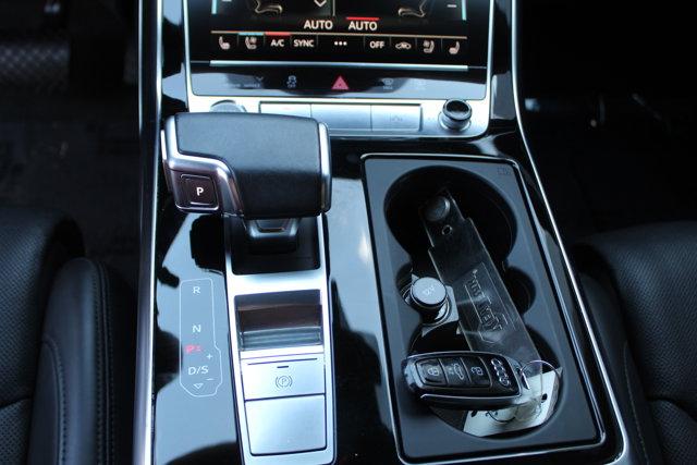 Photo of 2021 Night Black Audi Q8