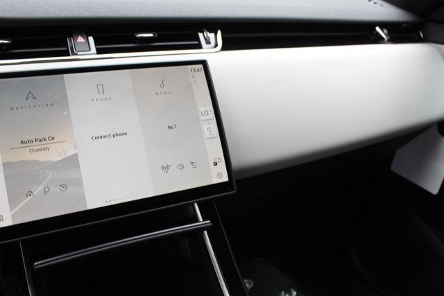Photo of 2026 Arroios Grey Metallic Land Rover Range Rover Evoque