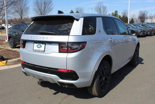Photo of 2025 Hakuba Silver Metallic Land Rover Discovery Sport