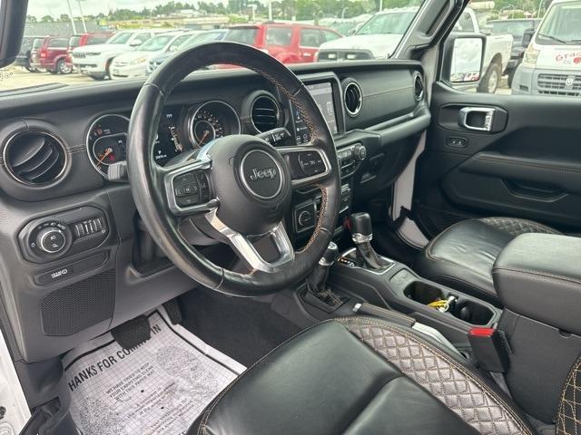 Photo of 2021 Bright White Clearcoat Jeep Gladiator