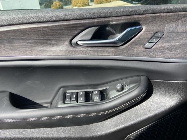 Photo of 2025 Velvet Red Pearlcoat Jeep Grand Cherokee L