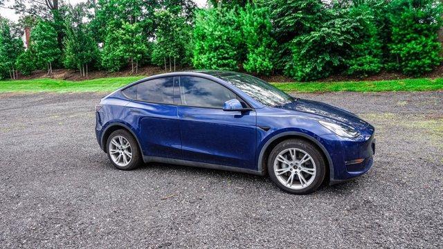 Photo of 2022 Blue Tesla Model Y