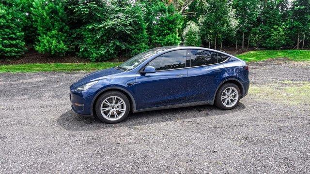 Photo of 2022 Blue Tesla Model Y