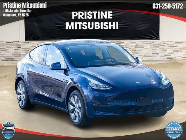 Photo of 2022 Blue Tesla Model Y