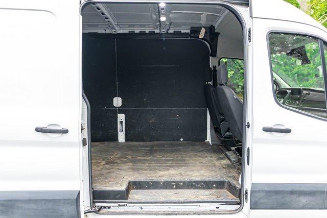 Photo of 2021 Oxford White Ford Transit-250