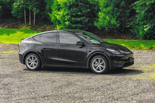 Photo of 2023 Black Tesla Model Y