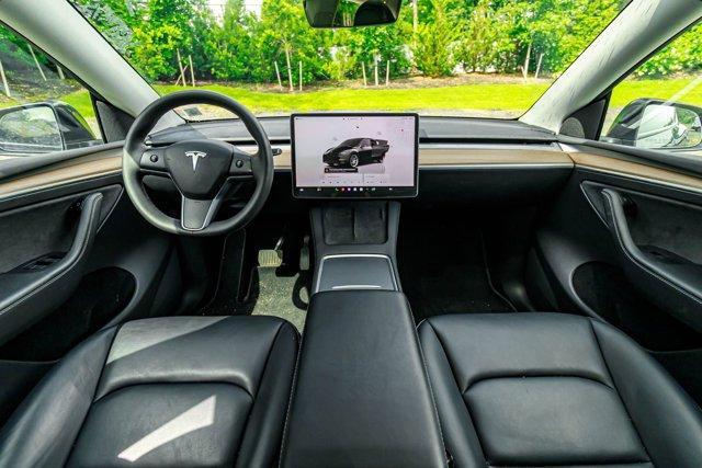 Photo of 2023 Black Tesla Model Y