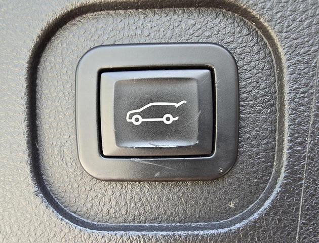 Photo of 2016 Ebony Twilight Metallic GMC Terrain