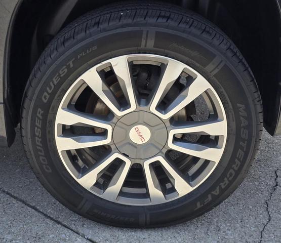 Photo of 2016 Ebony Twilight Metallic GMC Terrain