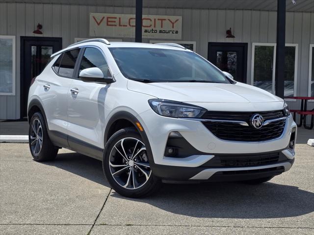 Photo of 2022 Summit White Buick Encore GX