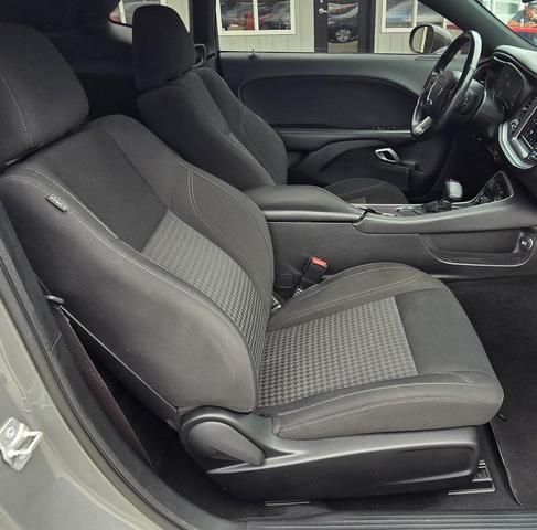 Photo of 2019 Destroyer Gray Clearcoat Dodge Challenger
