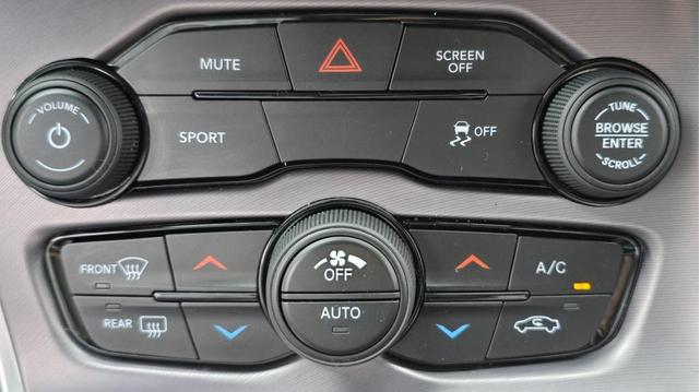 Photo of 2019 Destroyer Gray Clearcoat Dodge Challenger