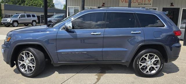 Photo of 2020 Slate Blue Pearlcoat Jeep Grand Cherokee