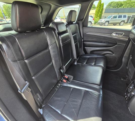 Photo of 2020 Slate Blue Pearlcoat Jeep Grand Cherokee