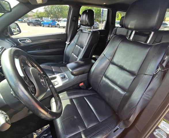 Photo of 2020 Slate Blue Pearlcoat Jeep Grand Cherokee