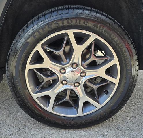 Photo of 2020 Slate Blue Pearlcoat Jeep Grand Cherokee