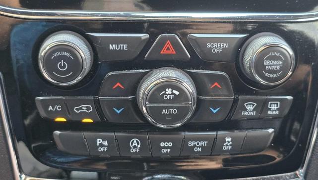 Photo of 2020 Slate Blue Pearlcoat Jeep Grand Cherokee