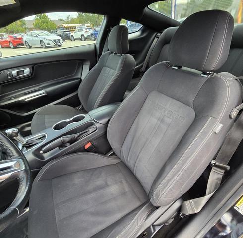 Photo of 2019 Shadow Black Ford Mustang