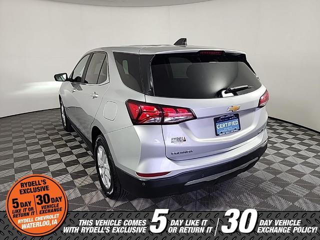 Photo of 2022 Silver Ice Metallic Chevrolet Equinox