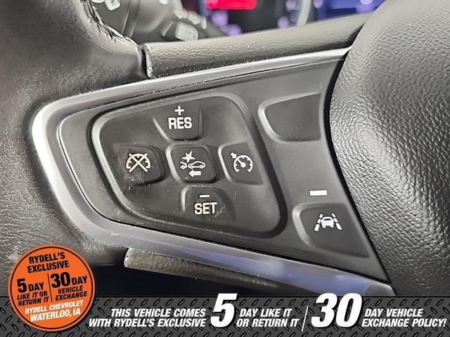 Photo of 2022 Silver Ice Metallic Chevrolet Equinox