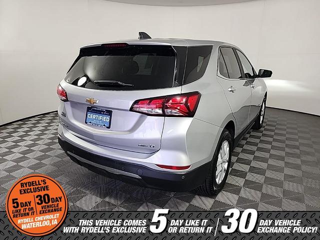 Photo of 2022 Silver Ice Metallic Chevrolet Equinox