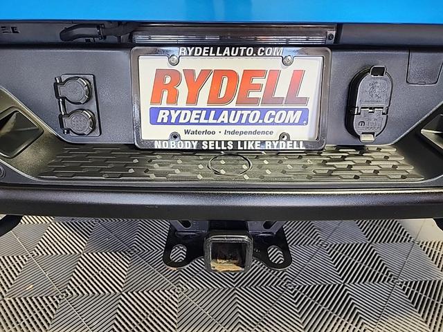 Photo of 2025 Hydro Blue Pearlcoat RAM 1500