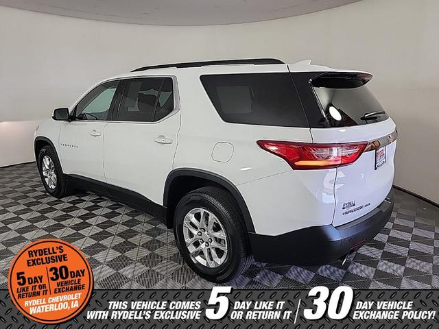 Photo of 2019 Summit White Chevrolet Traverse