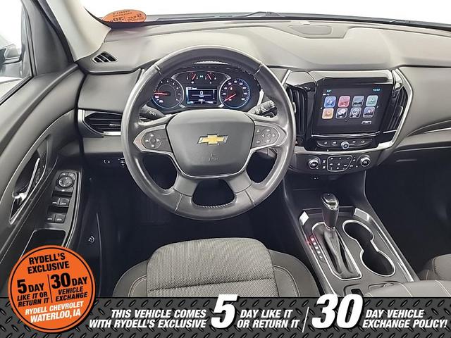 Photo of 2019 Summit White Chevrolet Traverse