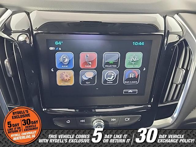 Photo of 2019 Summit White Chevrolet Traverse