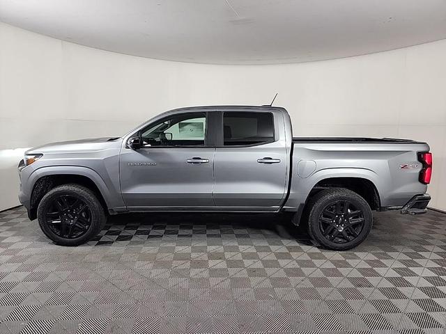 Photo of 2025 Sterling Gray Metallic Chevrolet Colorado