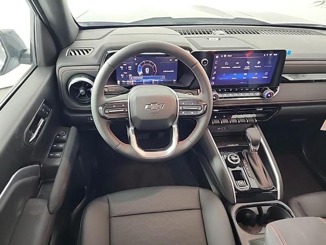 Photo of 2025 Sterling Gray Metallic Chevrolet Colorado
