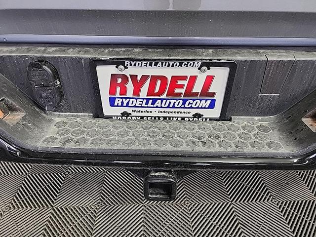 Photo of 2025 Sterling Gray Metallic Chevrolet Colorado