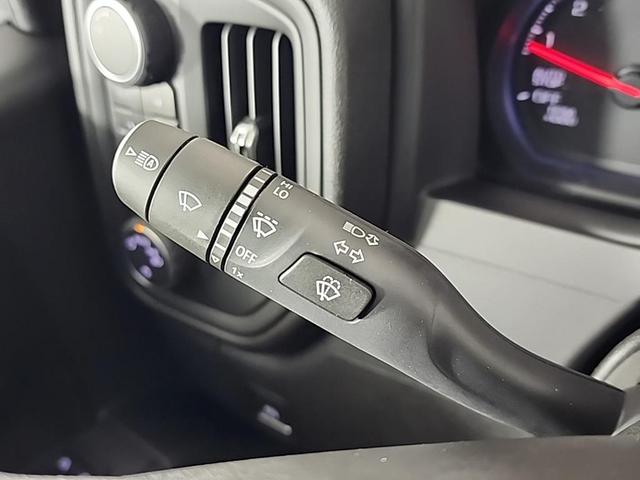 Photo of 2025 Summit White Chevrolet Silverado 1500