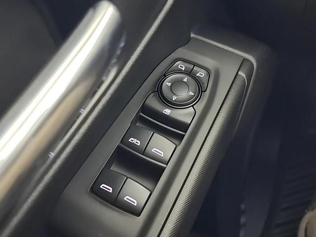 Photo of 2025 Summit White Chevrolet Silverado 1500