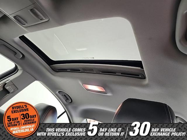 Photo of 2015 Siren Red Tintcoat Chevrolet Cruze