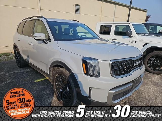 Photo of 2023 Wolf Gray Kia Telluride