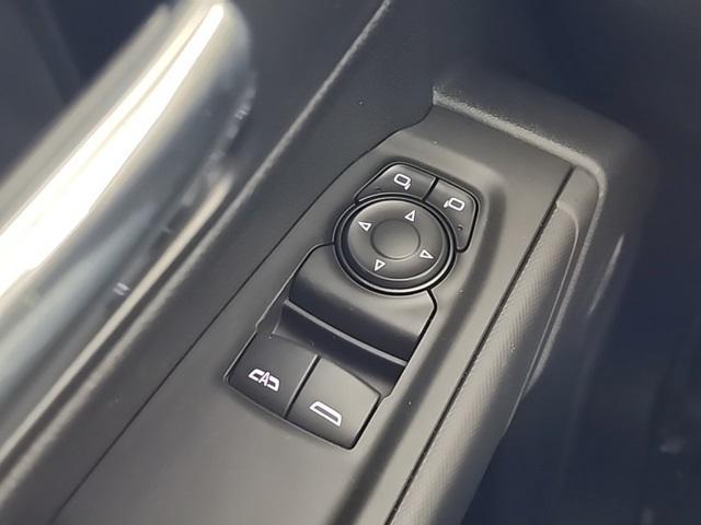 Photo of 2025 Summit White Chevrolet Silverado 1500