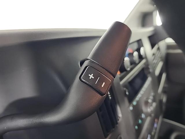 Photo of 2025 Summit White Chevrolet Express 3500