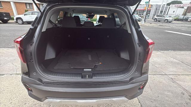Photo of 2024 Fusion Black Kia Seltos